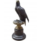 Bronzová socha - orol