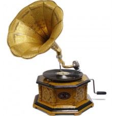 Starý gramofón na kľuku